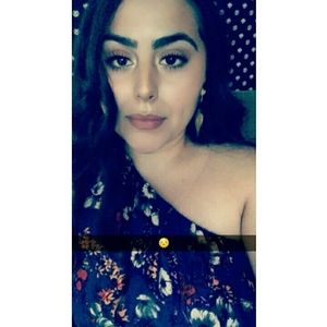 Meet your Posher, Gabriela